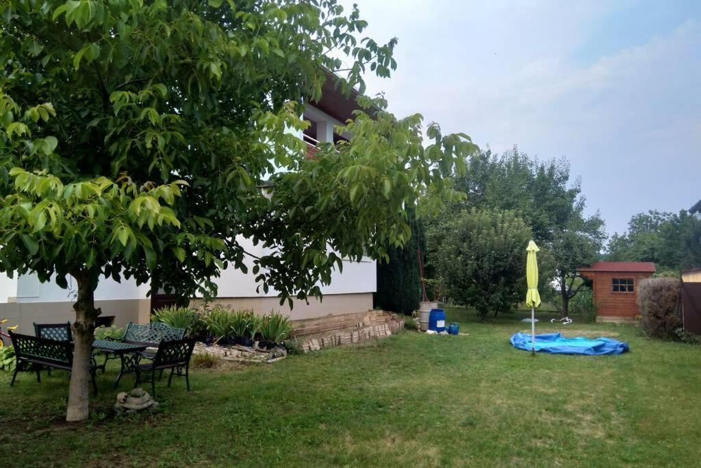Hannah - Relax Dom Pod Orechom I4 Travnica ภายนอก รูปภาพ